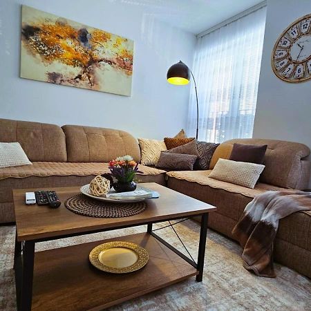 Superb 1 Bedroom In The Best Zone Of The City. แฟริซาย ภายนอก รูปภาพ
